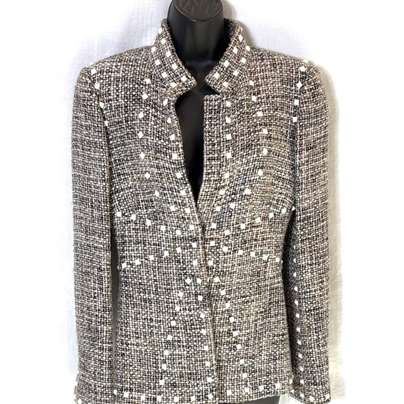 CHANEL Jacket - Picture 14 of 14